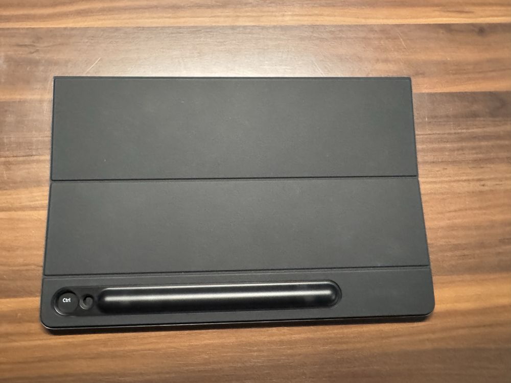 Etui z klawiaturą do tabletu Samsung Galaxy S9, S95G, S9FR, S9FE5G