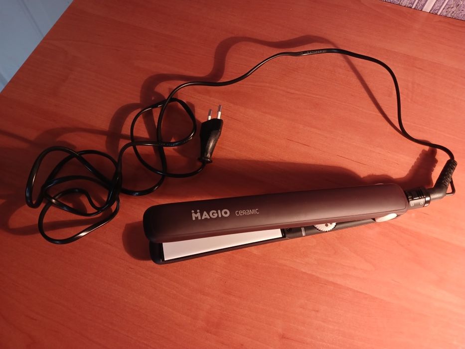 Щипці для випрямлення волосся