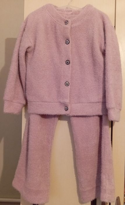Костюм дівчинка 140