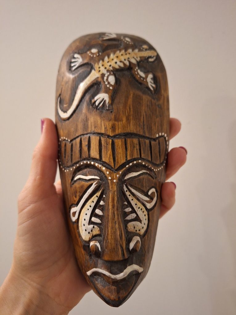Drewniane maski- oryginalne