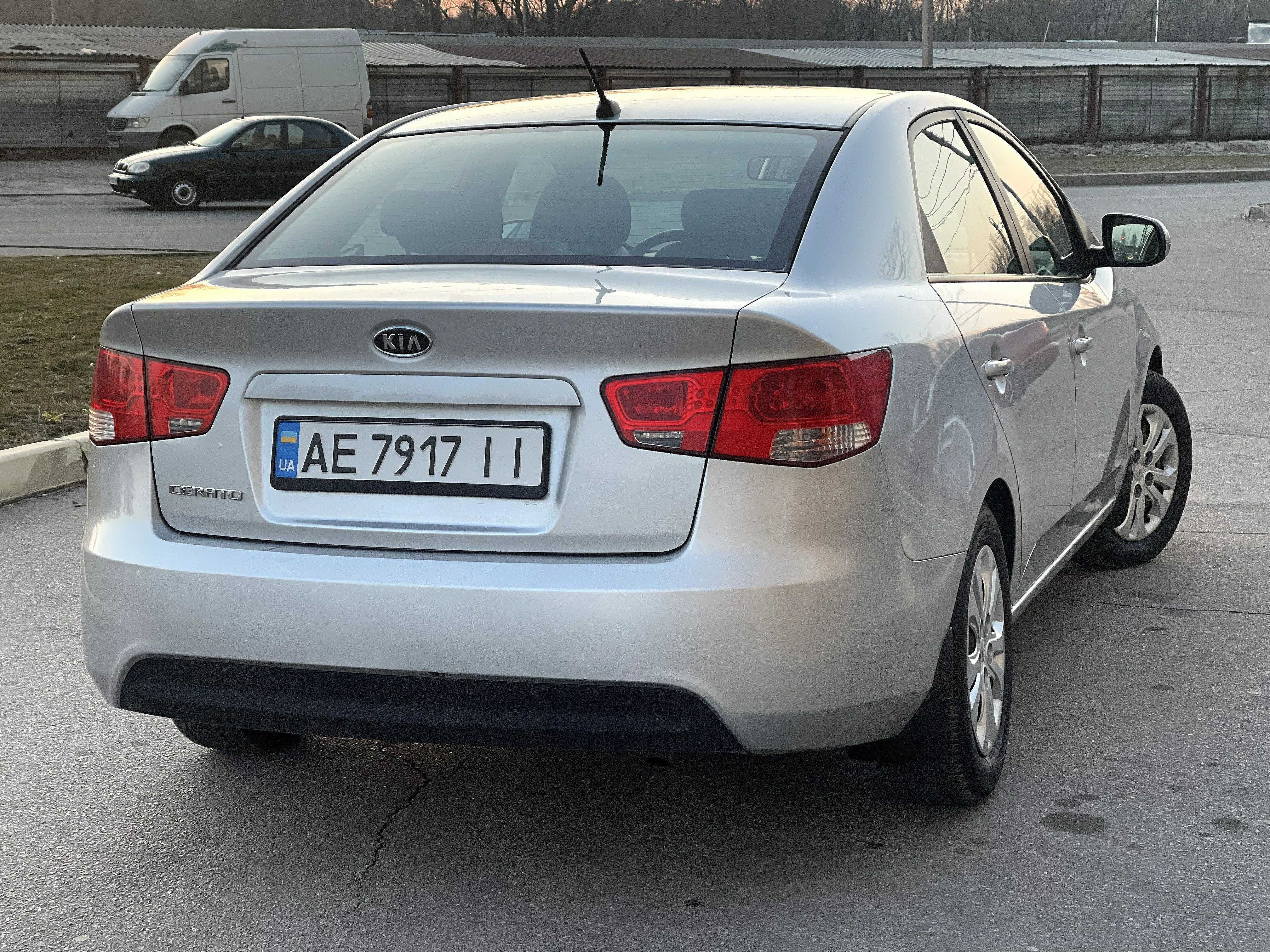 Kia Cerato 2011 официальный