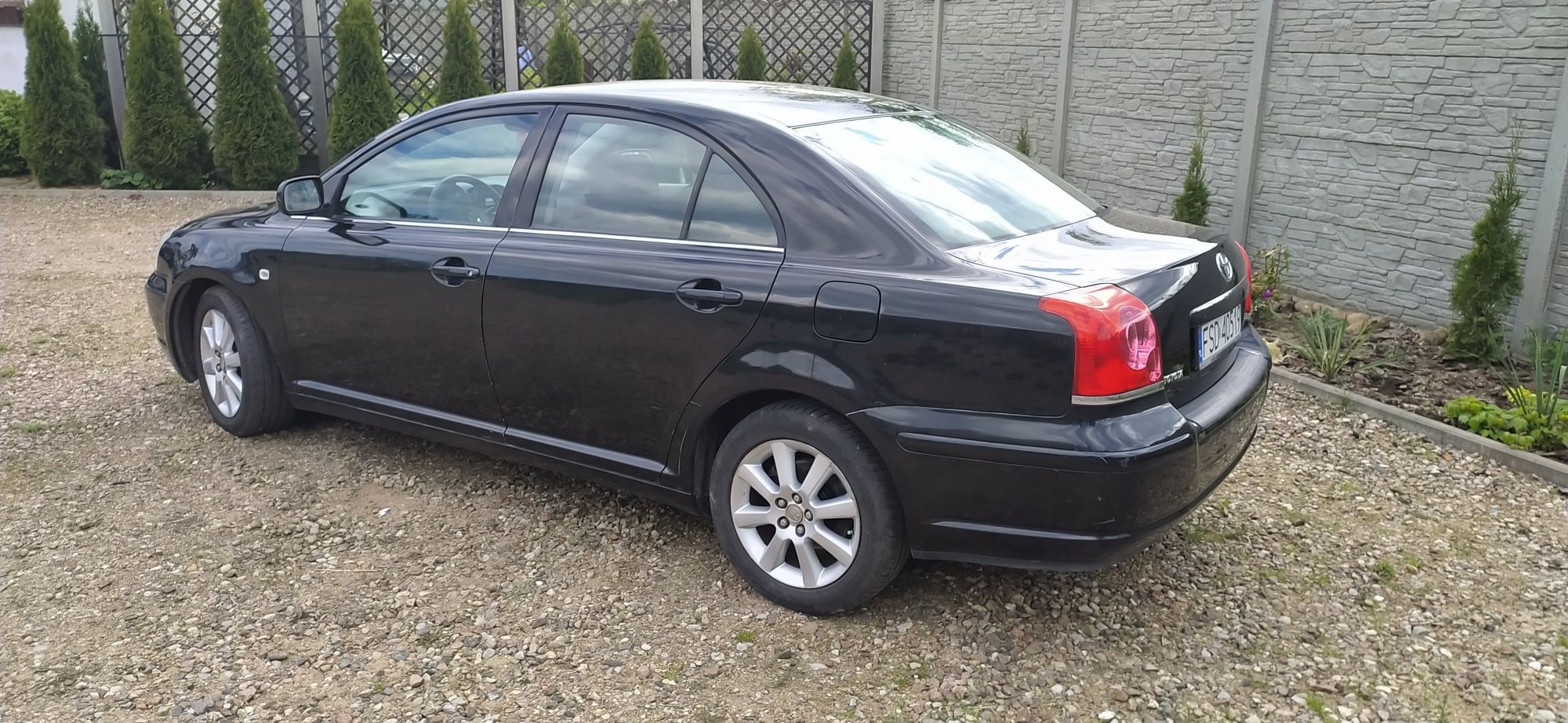 Toyota Avensis T25 1.8 benzyna