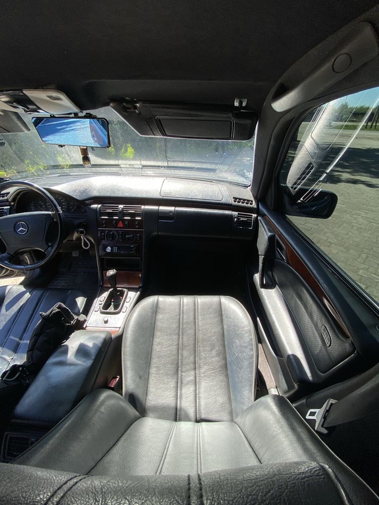 Продам Mercedes-Benz 210  2.3 Benzin Розгляну Обмін!!