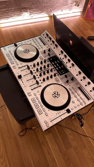 Numark track 4  dj контроллер, терміново