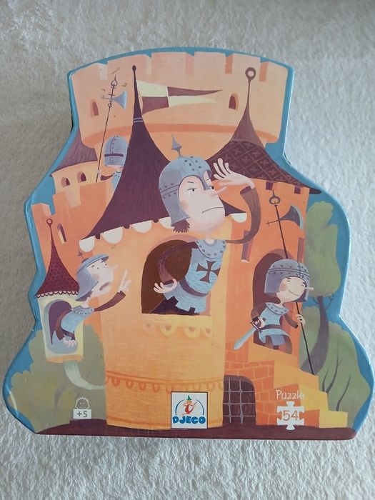 Vendo puzzles da DJECO Castelo Medieval / A Coruja