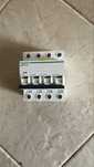 Schneider iC60N - Disjuntor - 4P - 10A