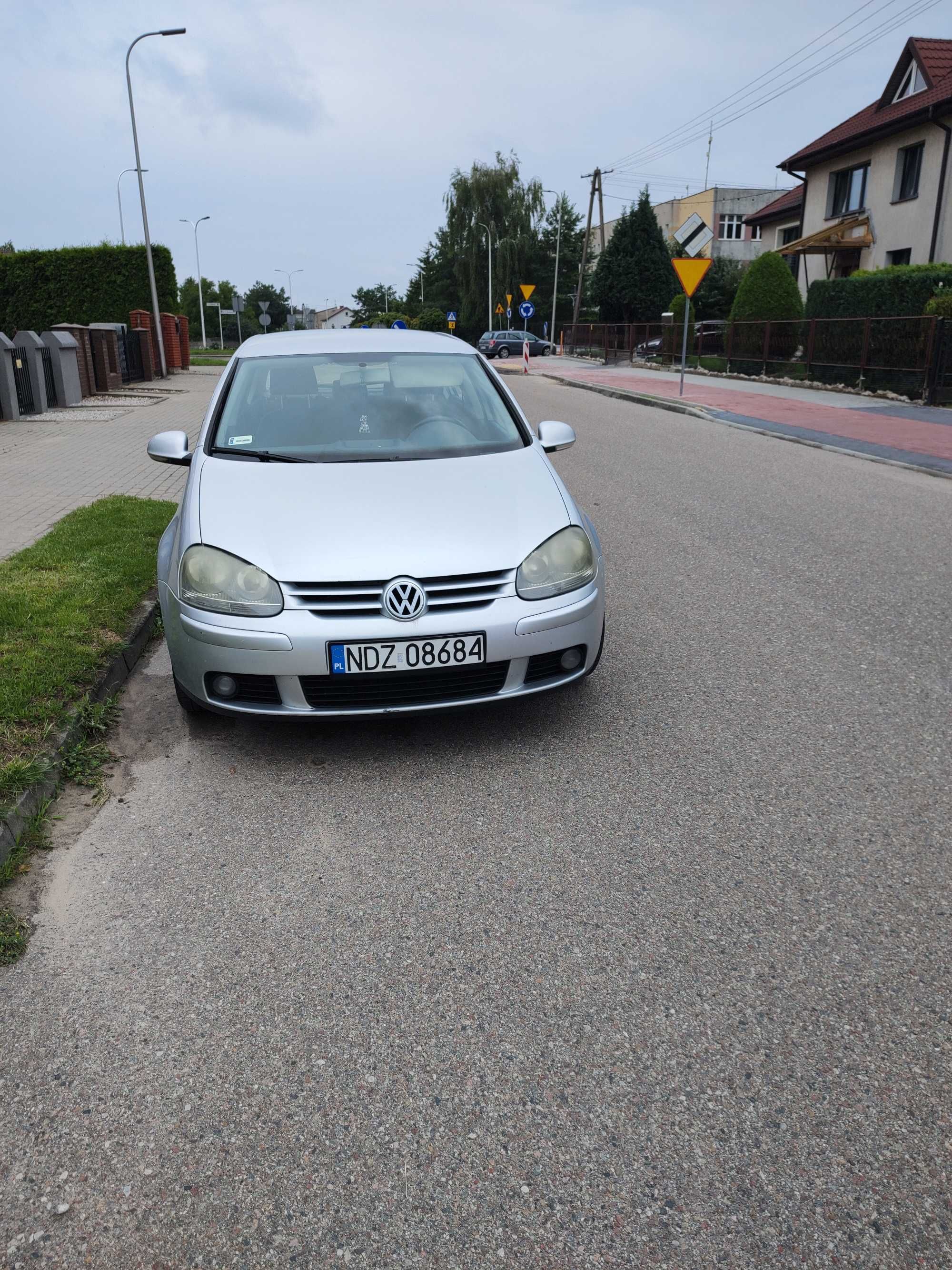 sprzedam golfa 1.9 TDI 2006