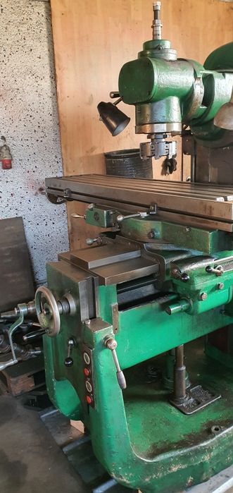 Frezarka uniwersalna FWA 39 stół 1600x400 mm + glowica pozioma skretna