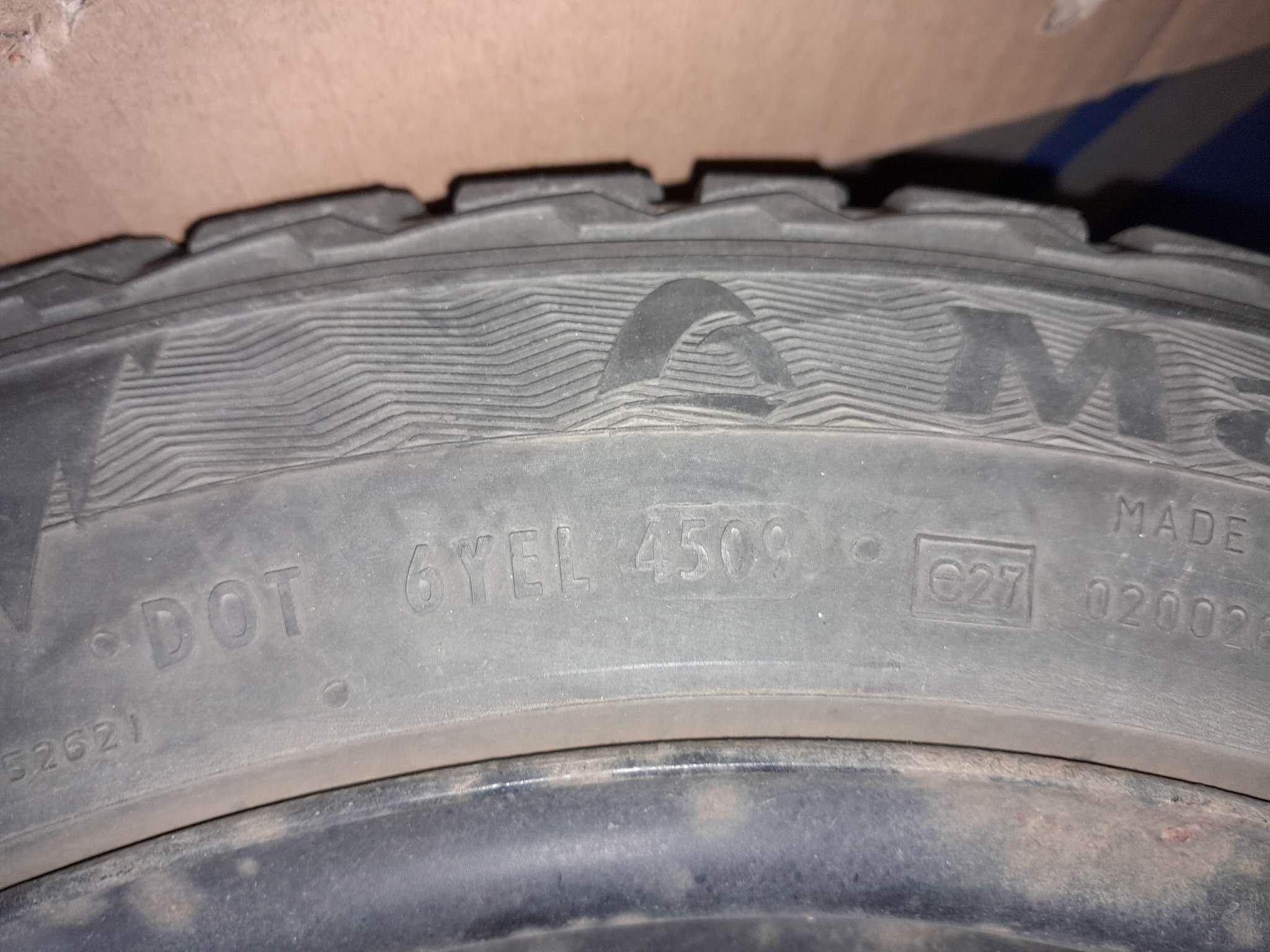 Koła samochodowe  zimowe 4 sztuki komplet 175/55 R15