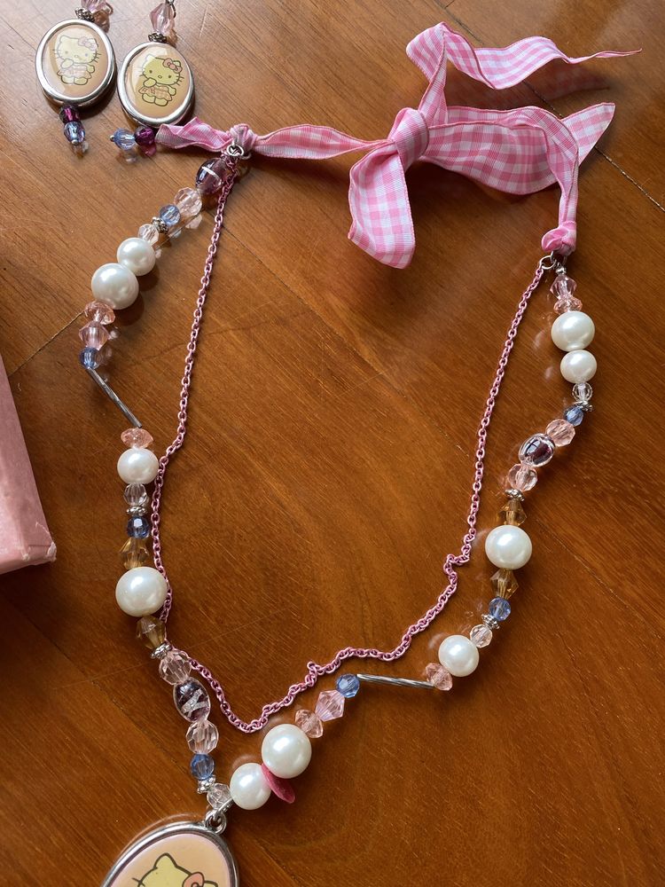 Conjunto colar hello kitty sanrio