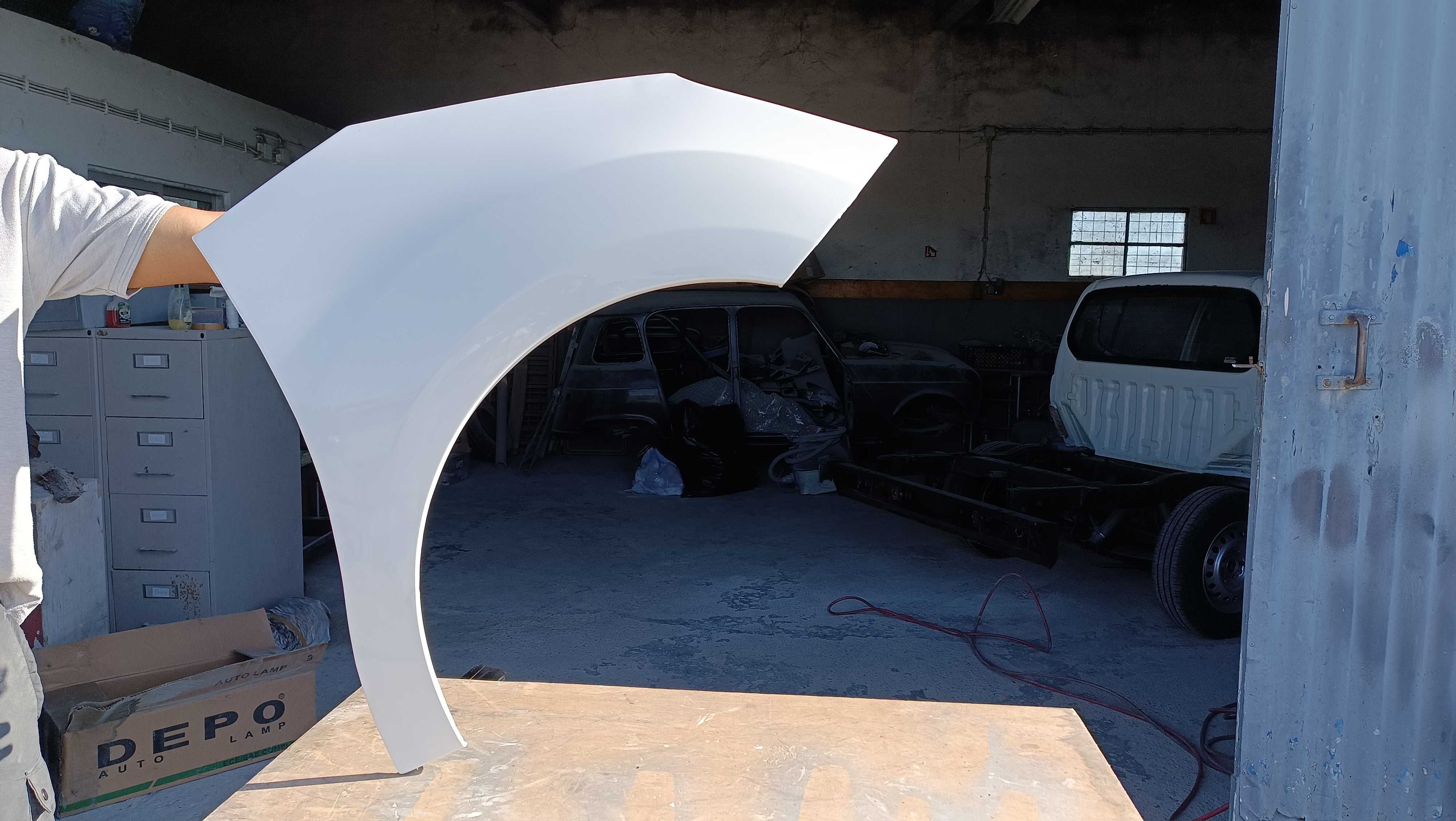 Guarda Lamas Direito CITROËN DS3
