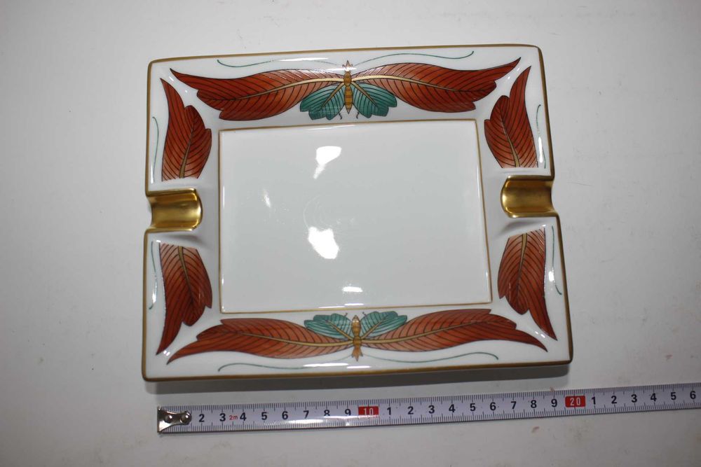 Cinzeiro Porcelana-Vista Alegre-Manufactura-Mariposa-Vermelho Dourado