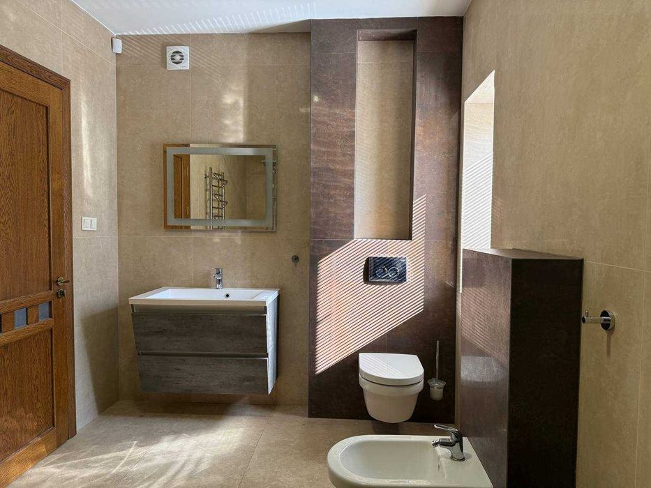 Оренда будинку Львів вул.Кульпарківська (ЖК Парус Park) гараж і підвал