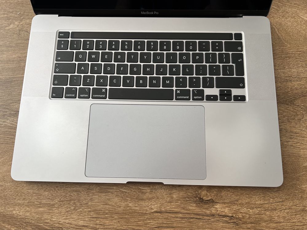 MacBook Pro 16 i7/32GB/1TB 2019/2020