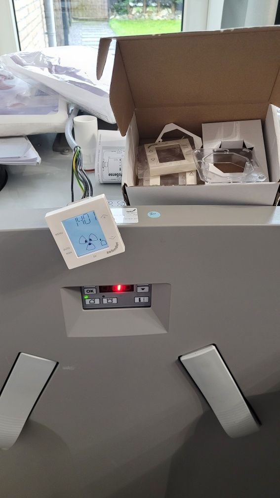REKUPERATOR ZEHNDER 550m3/h  + sterownik tygodniowy  + zapas filtrów
