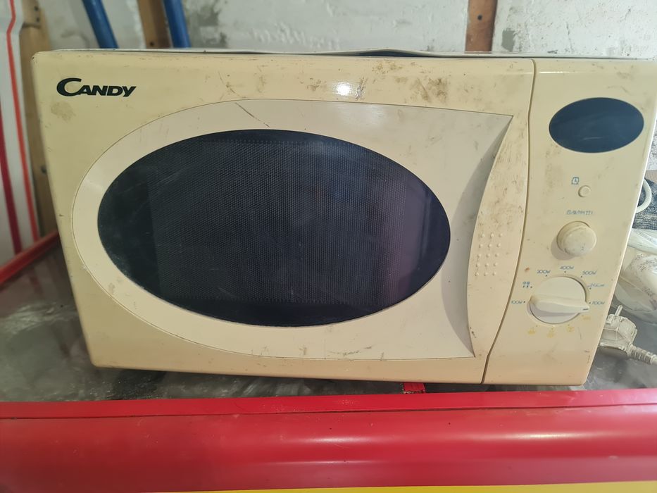 Микрововолновка Candy,под ремонт