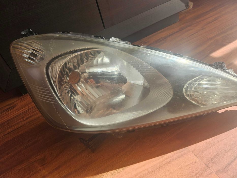 Lampa przednia Honda Jazz