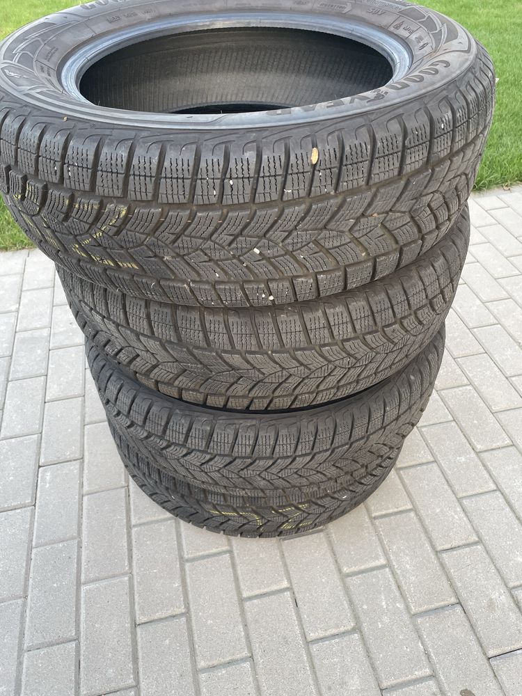 Рещина 215/65/ R 17