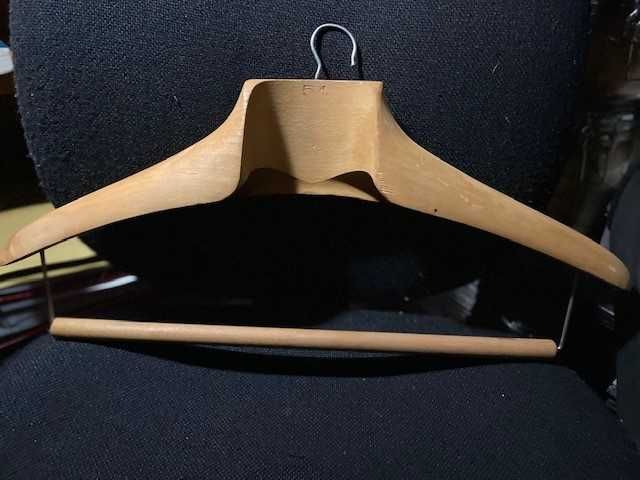 Cabides em Madeira – Vintage