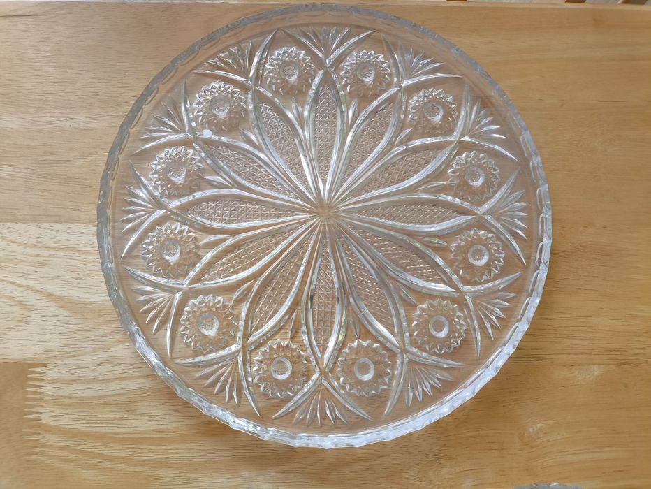 Kryształowe talerze komplet