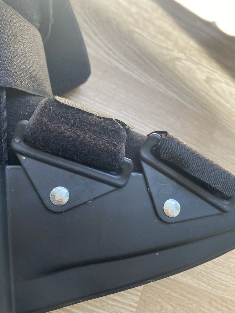 Vendo Bota Ortopédica nova