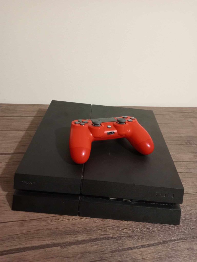 PlayStation 4 com 2 comandos