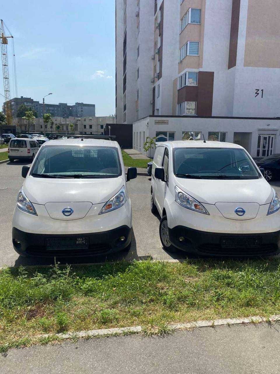 Продаж Nissan Leaf 2016 р. NV 200 Електроавто