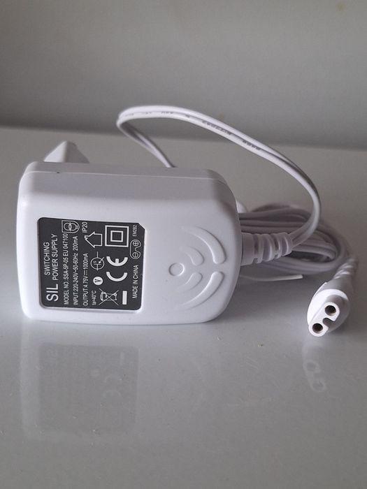 Ładowarka do golarki mala ósemka 4.75V 1A