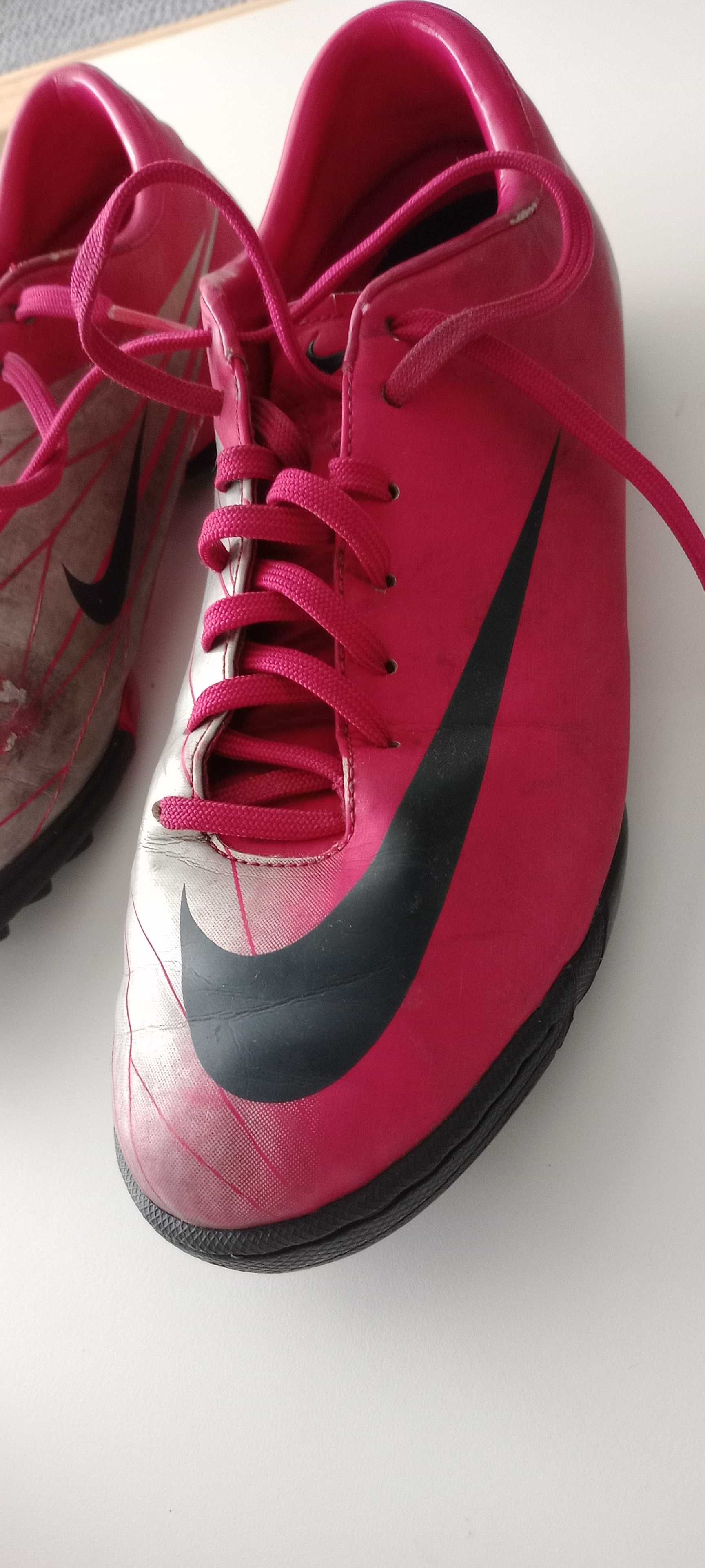 Chuteiras Nike Mercurial