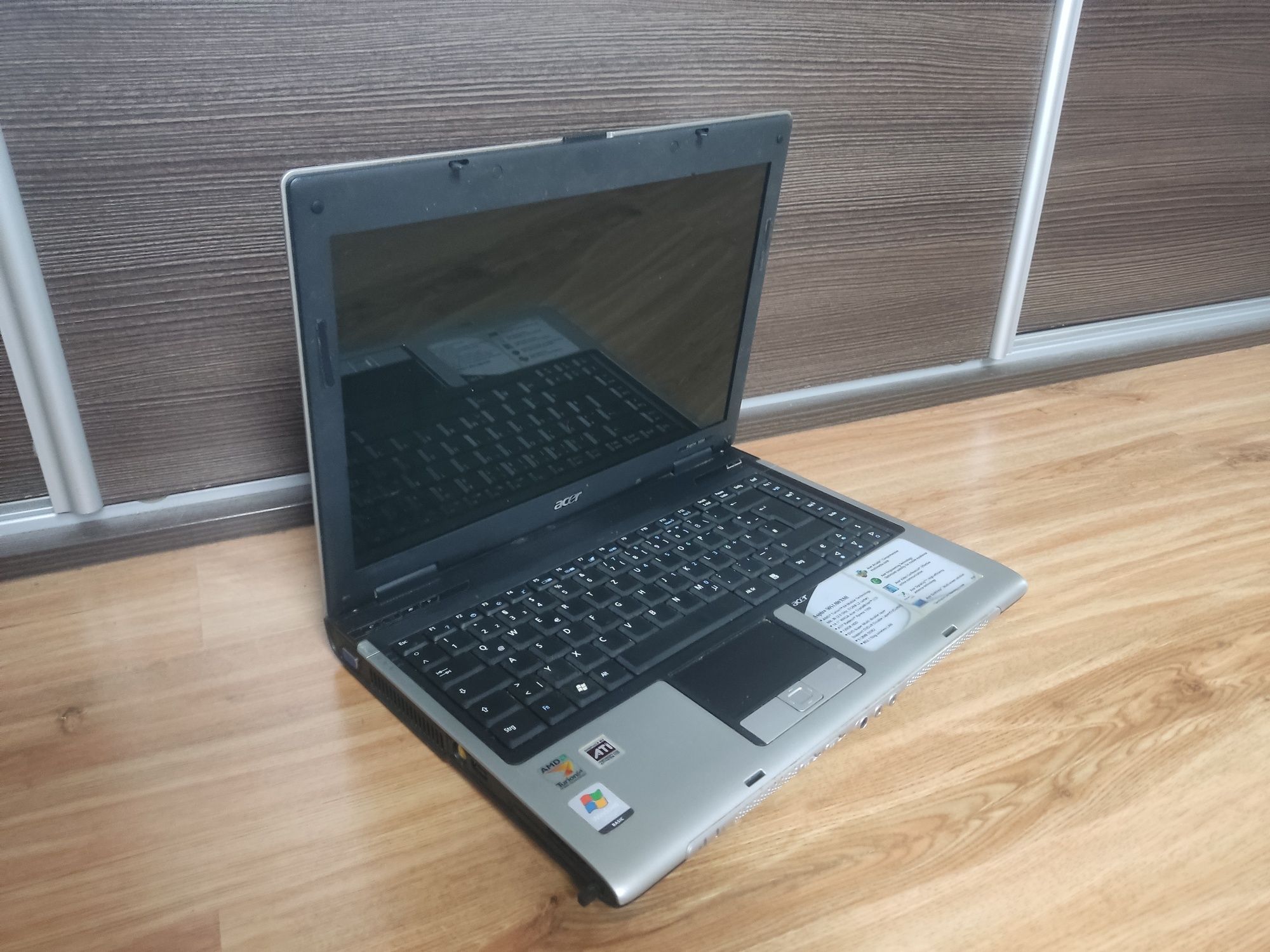 Laptop Acer  aspire 5051 AWXMi