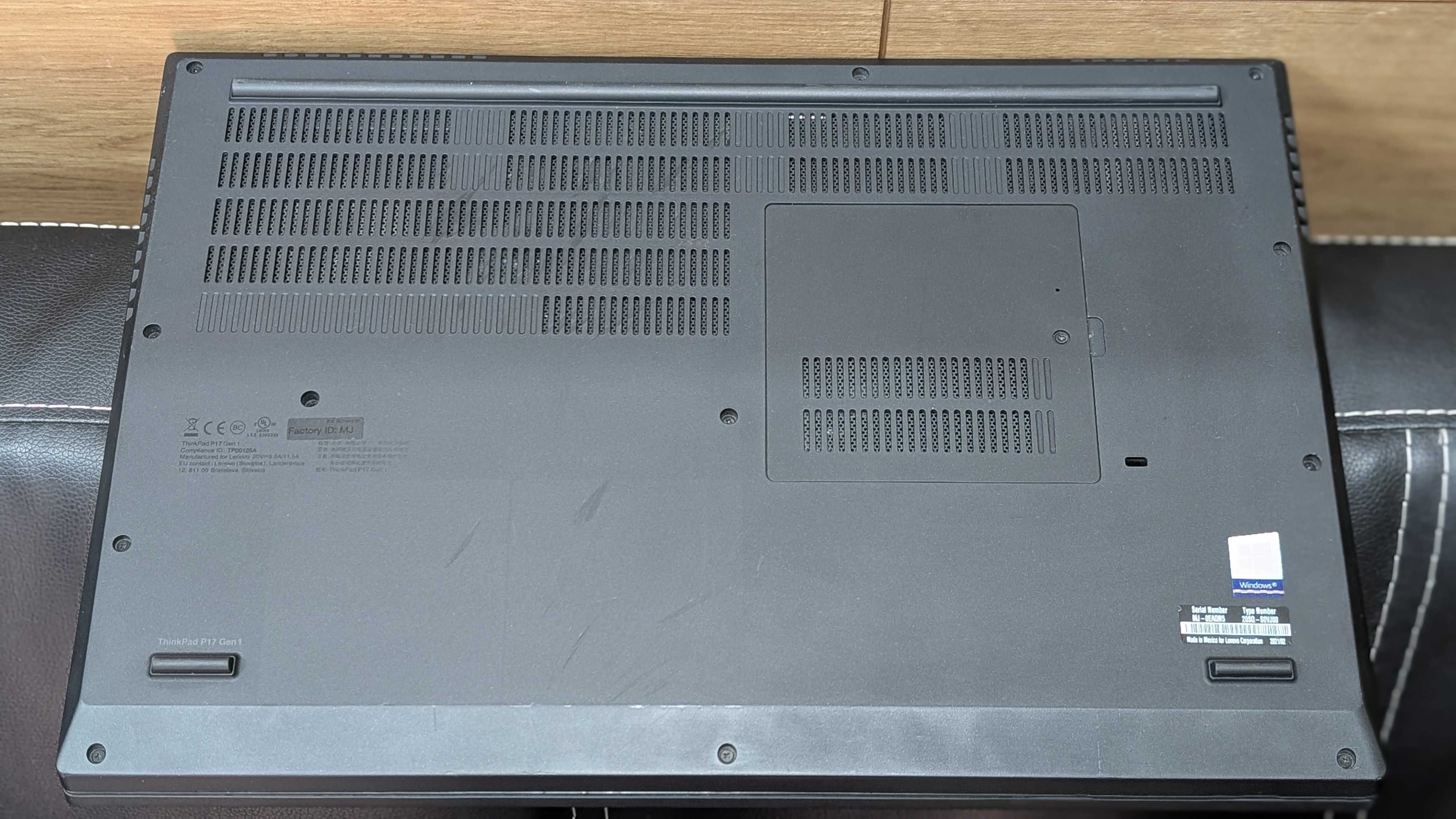 Lenovo ThinkPad P17 17.3" FHD IPS i7-10750H 32Gb 1Tb nVidia Quadro