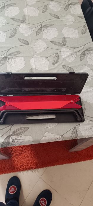 Triângulo de sinalização automóvel