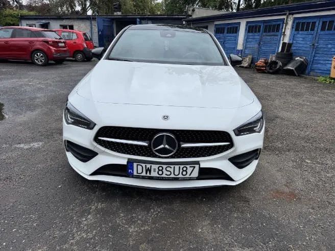 Mercedes-Benz CLA