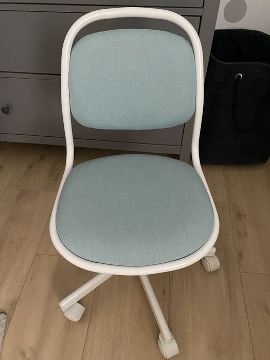 Krzesło obrotowe do biurka dla dziecka