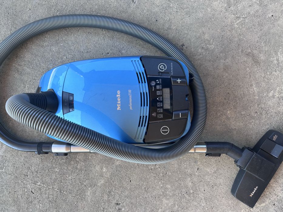 Пилосос Miele. Порохотяг. Пилосмок