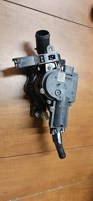 Obudowa termostatu termostat mazda 3 IV BP cx30