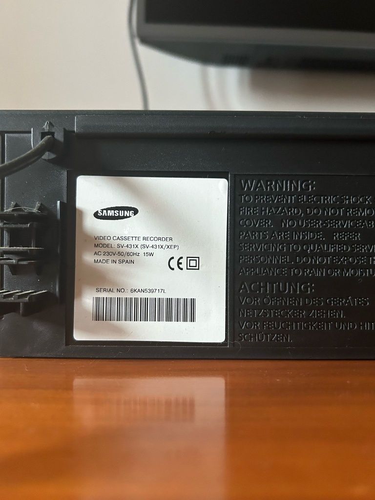 Gravador de Vídeo Cassete Samsung
Samsung SV-431X (VHS)
Samsung SV-431