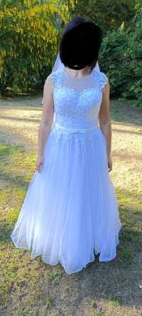 Suknia ślubna dla panny młodej biała