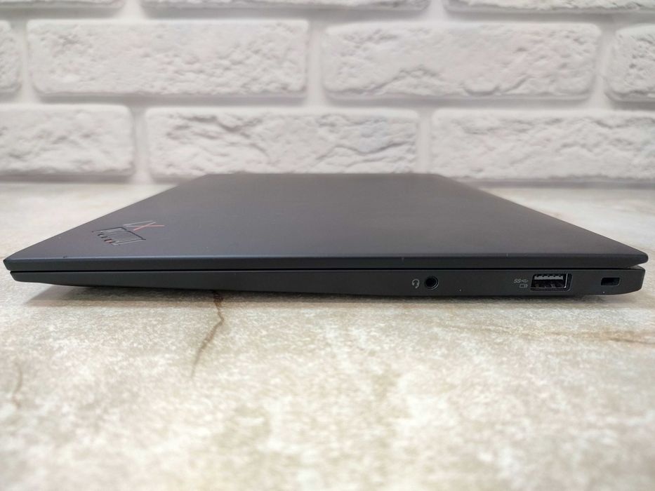 Lenovo ThinkPad X1 Carbon gen 9 IPS 400 nit intel i5-1135G7 16GB 256GB