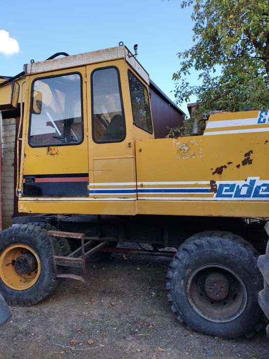 Sprzedam koparkę kołowa eder 815
