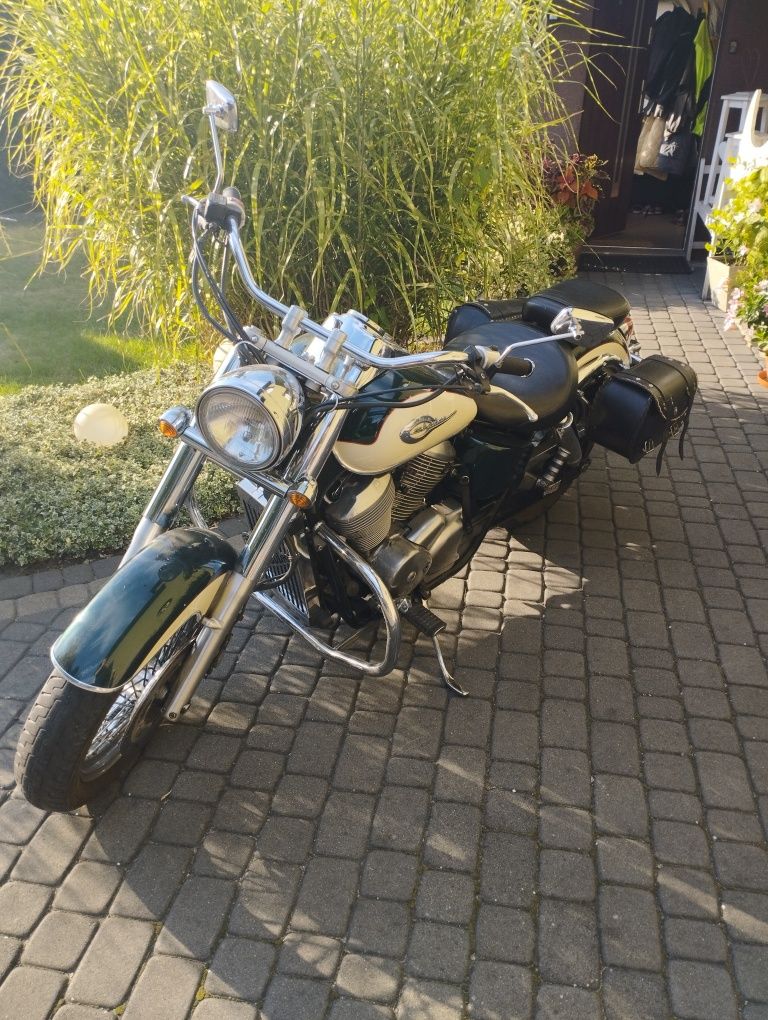 Honda shadow 750