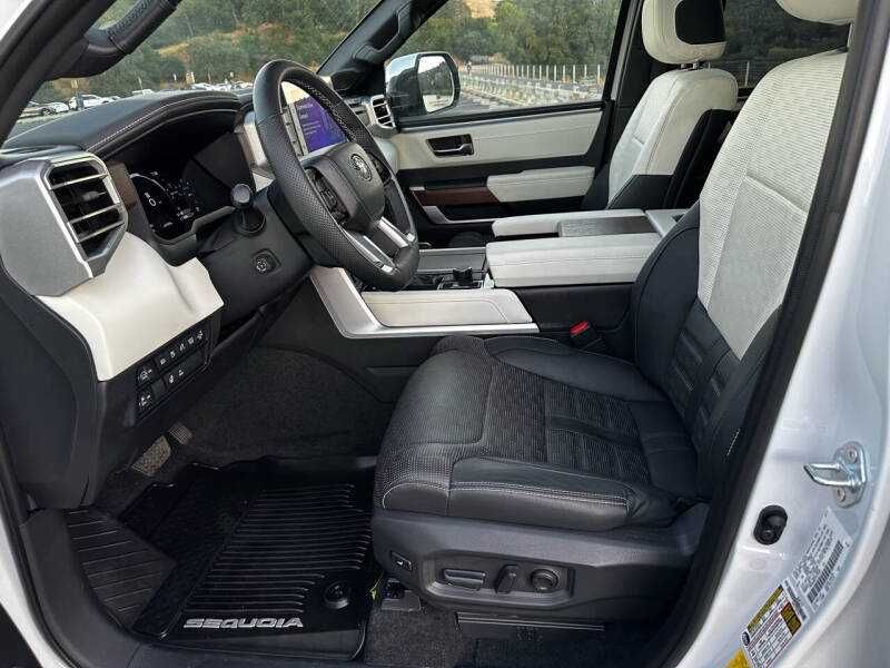 2023 Toyota Sequoia