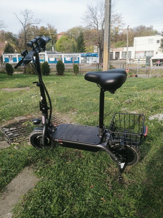 Hulajnoga elektryczna z siodełkiem Iskuter f3