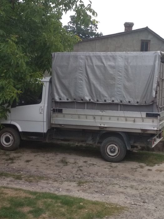 ВАНТАЖНЕ  ТАКСІ   Перевезення худоб Вантажні перевезення