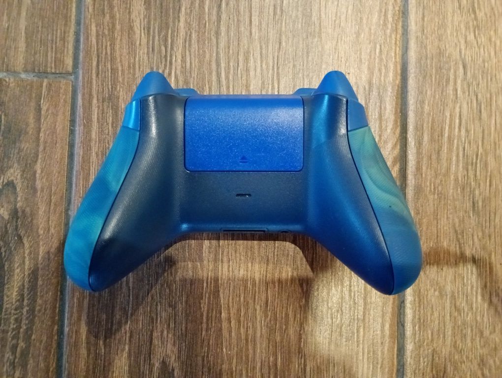 Pad Xbox series limitowany aqua shift