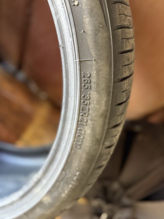 265/35 R 21 295/30 резина по одній всесезон