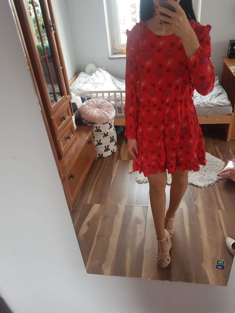 Sukienka czerwona r.M rue de Femme piękna modna z falbankami wiskoza