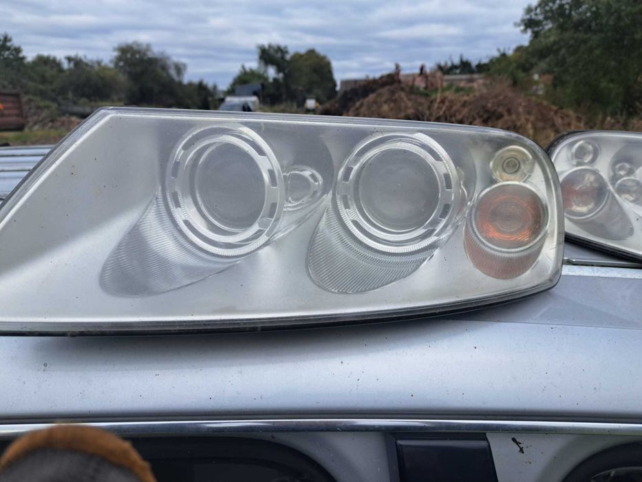 lampy vw touareg 7l xenon komplet
