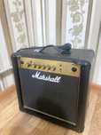 Комбопідсилювач Marshall MG15G