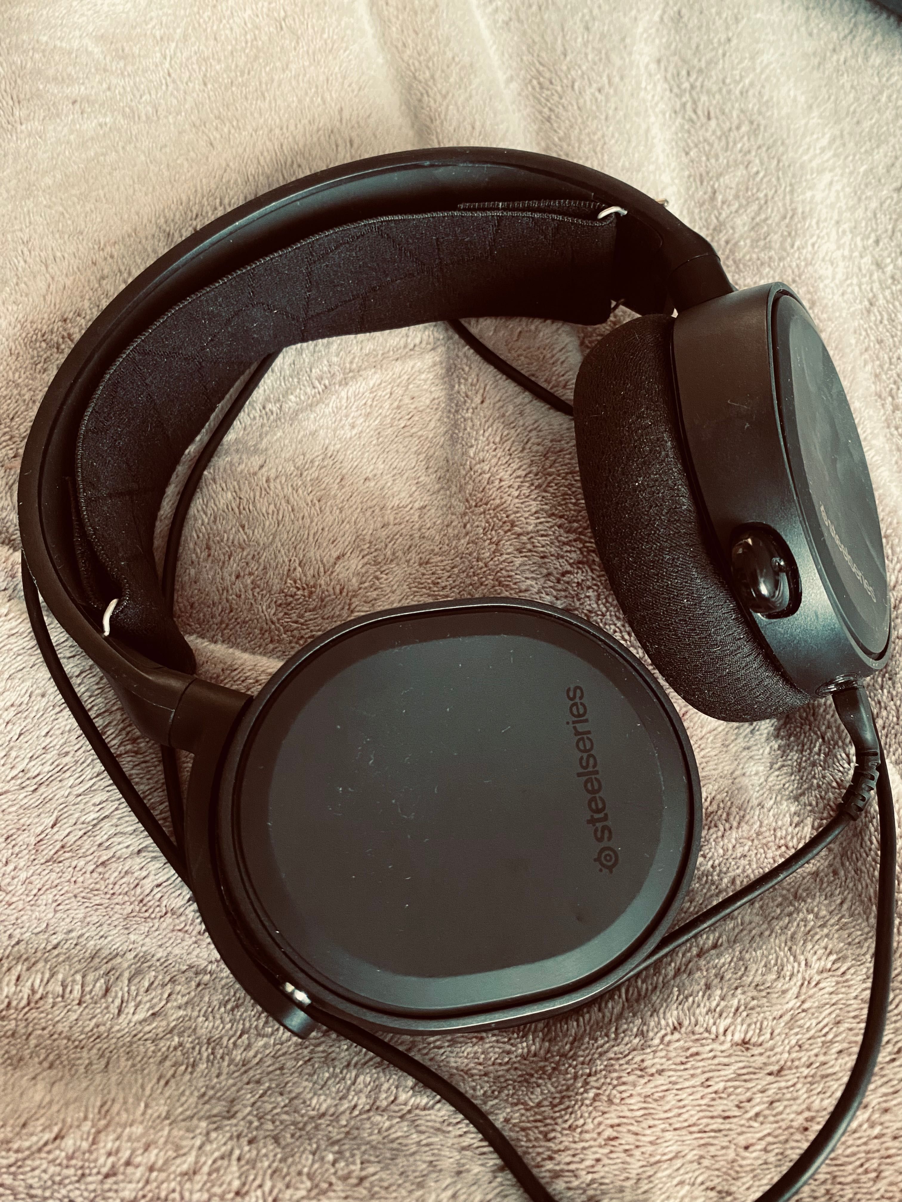 Słuchawki nauszne przewodowe Steelseries Arctis 3